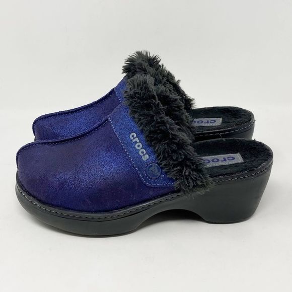 Crocs Cobbler Shimmer Faux Fur Lined Mules - Picture 3 of 8